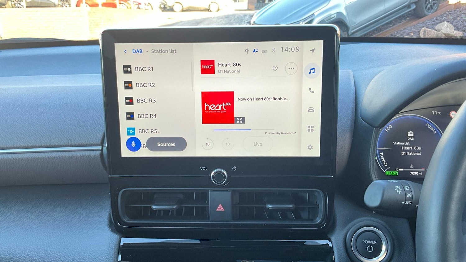 Used Toyota Yaris Cross 2025 for sale - 77131523: Photo 32