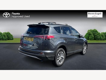 Used Toyota RAV4 2018 for sale - 79107036: Photo