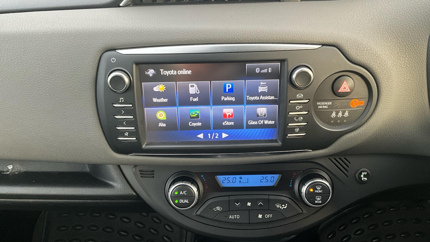 Used Toyota Yaris 2018 for sale - 76539135: Photo 42