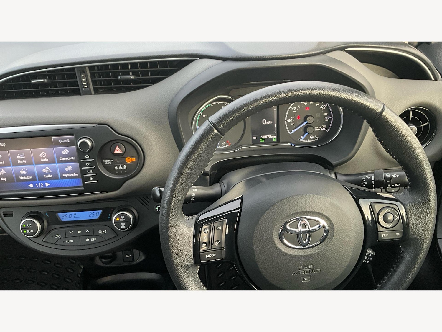 Used Toyota Yaris 2018 for sale - 76539135: Photo 8