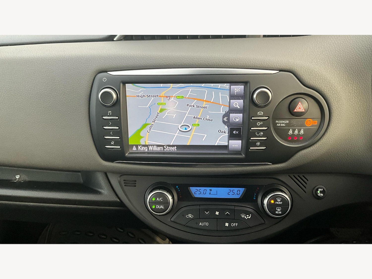 Used Toyota Yaris 2018 for sale - 76539135: Photo 9