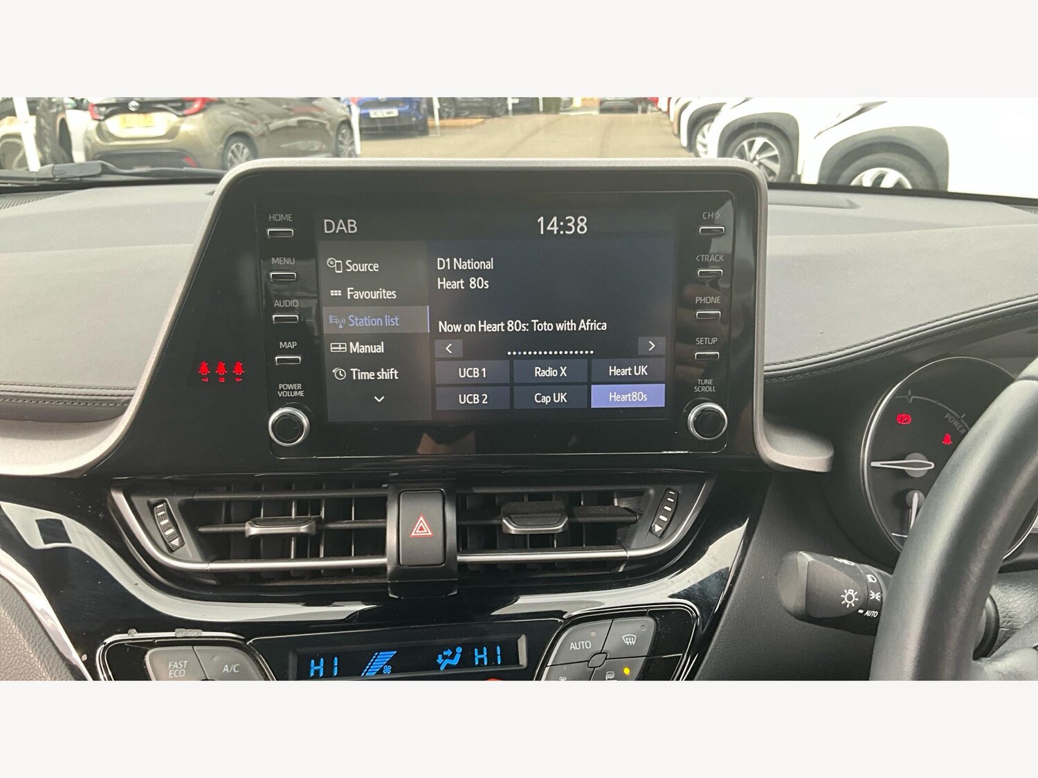 Used Toyota C-HR 2022 for sale - 76336832: Photo 32
