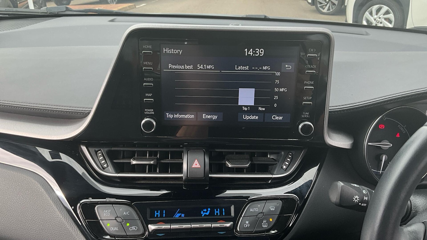 Used Toyota C-HR 2022 for sale - 76336832: Photo 41