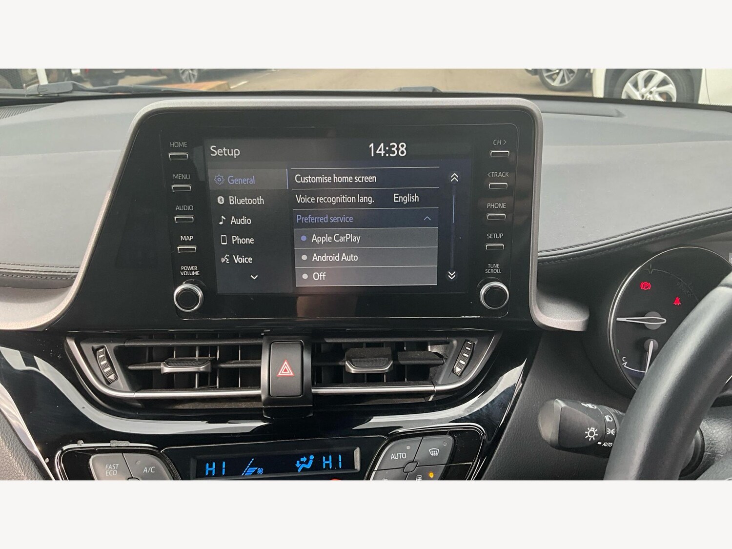 Used Toyota C-HR 2022 for sale - 76336832: Photo 9