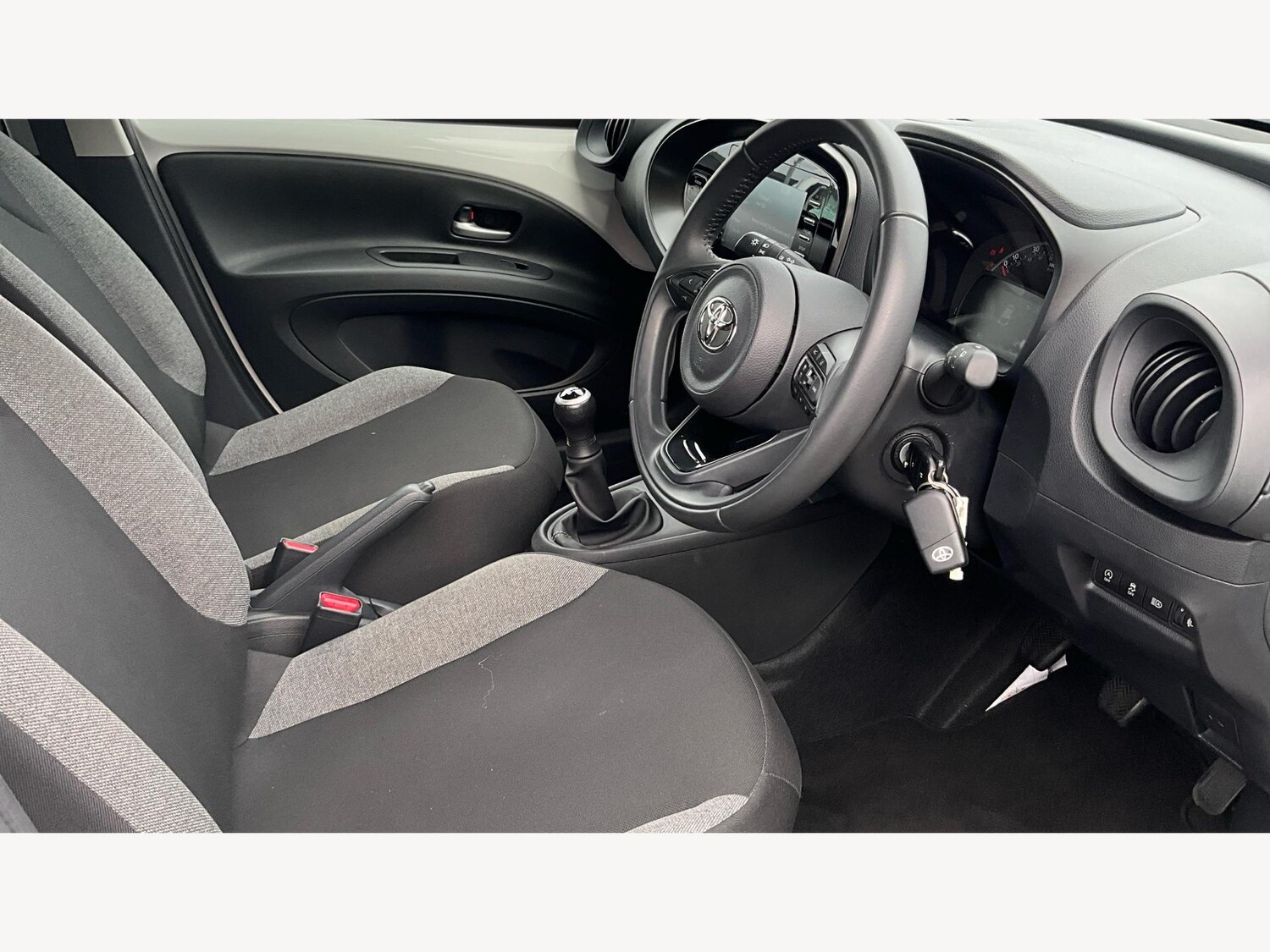Used Toyota Aygo X 2022 for sale - 76099219: Photo 13