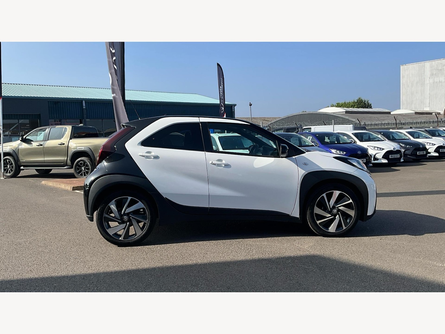 Used Toyota Aygo X 2023 for sale - 77376843: Photo 18