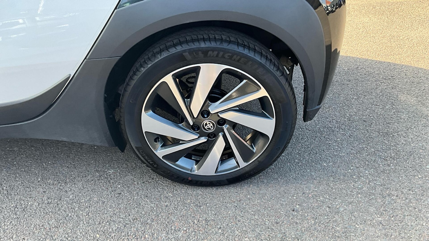 Used Toyota Aygo X 2023 for sale - 77376843: Photo 37