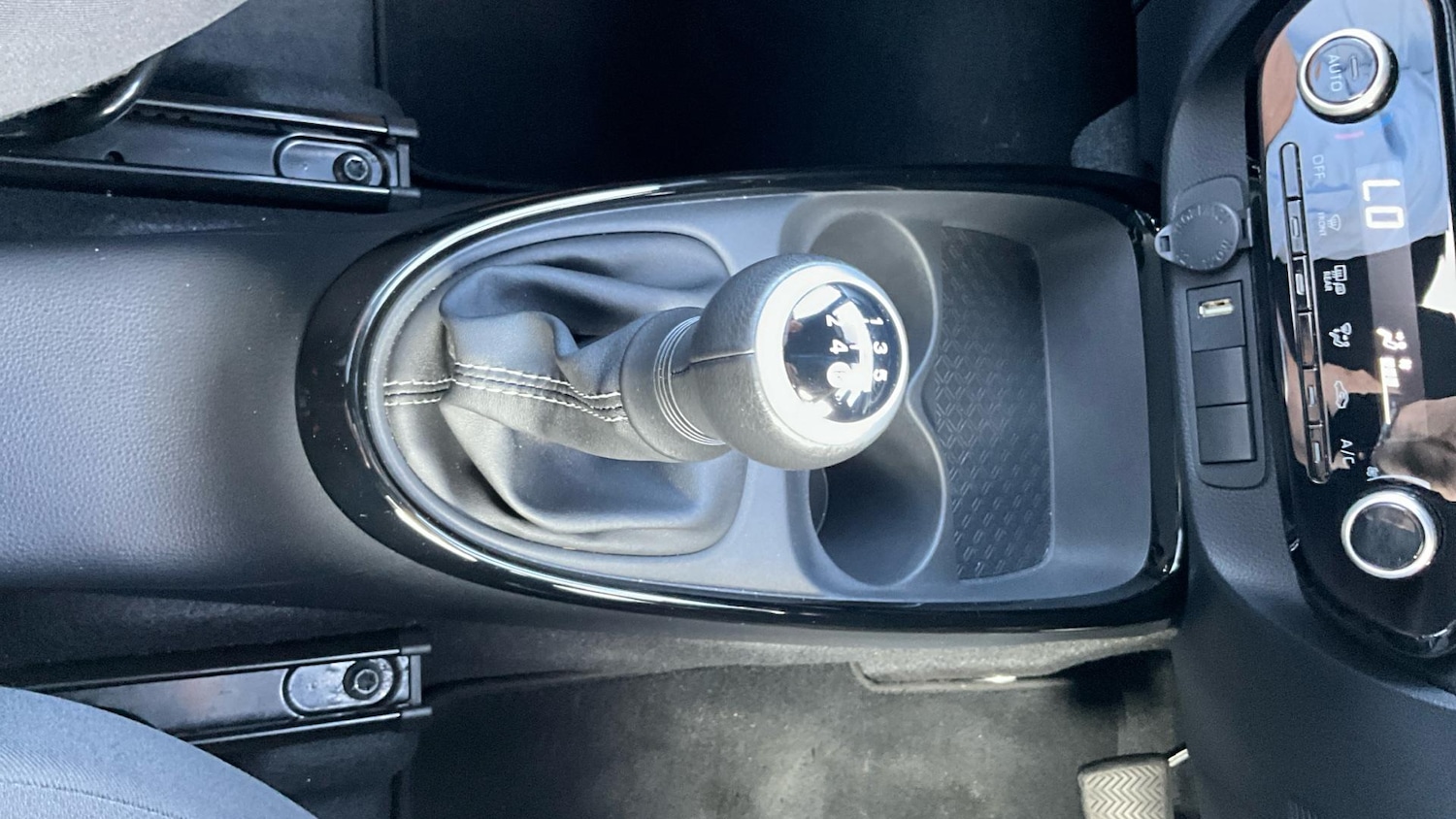 Used Toyota Aygo X 2023 for sale - 77376843: Photo 60