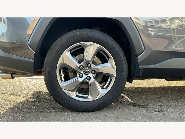 Used Toyota RAV4 2021 for sale - 76270261: Photo 20