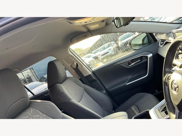 Used Toyota RAV4 2021 for sale - 76270261: Photo 24