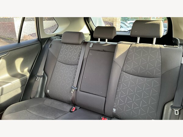 Used Toyota RAV4 2021 for sale - 76270261: Photo 25