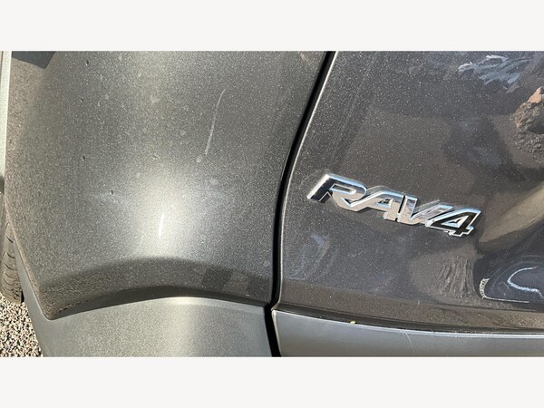 Used Toyota RAV4 2021 for sale - 76270261: Photo 27