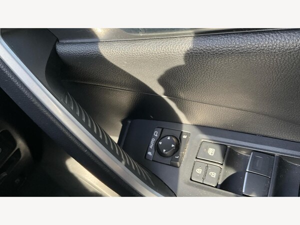 Used Toyota RAV4 2021 for sale - 76270261: Photo 41