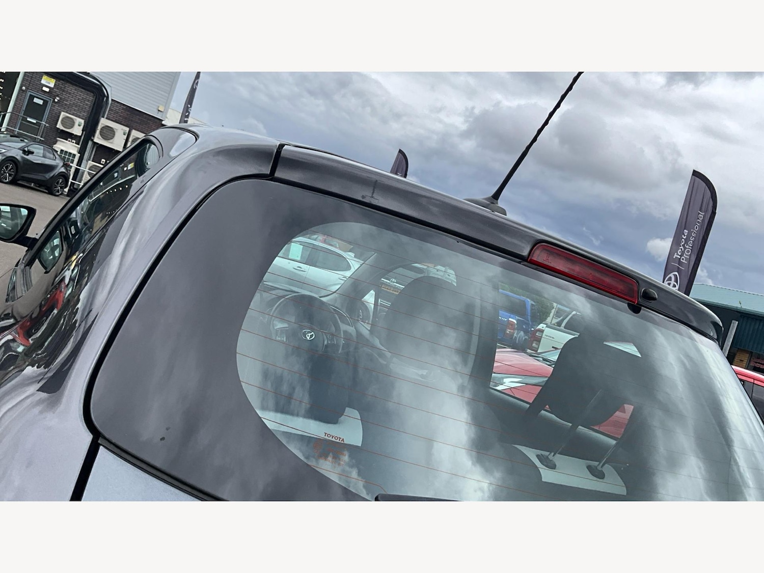 Vehicle 28