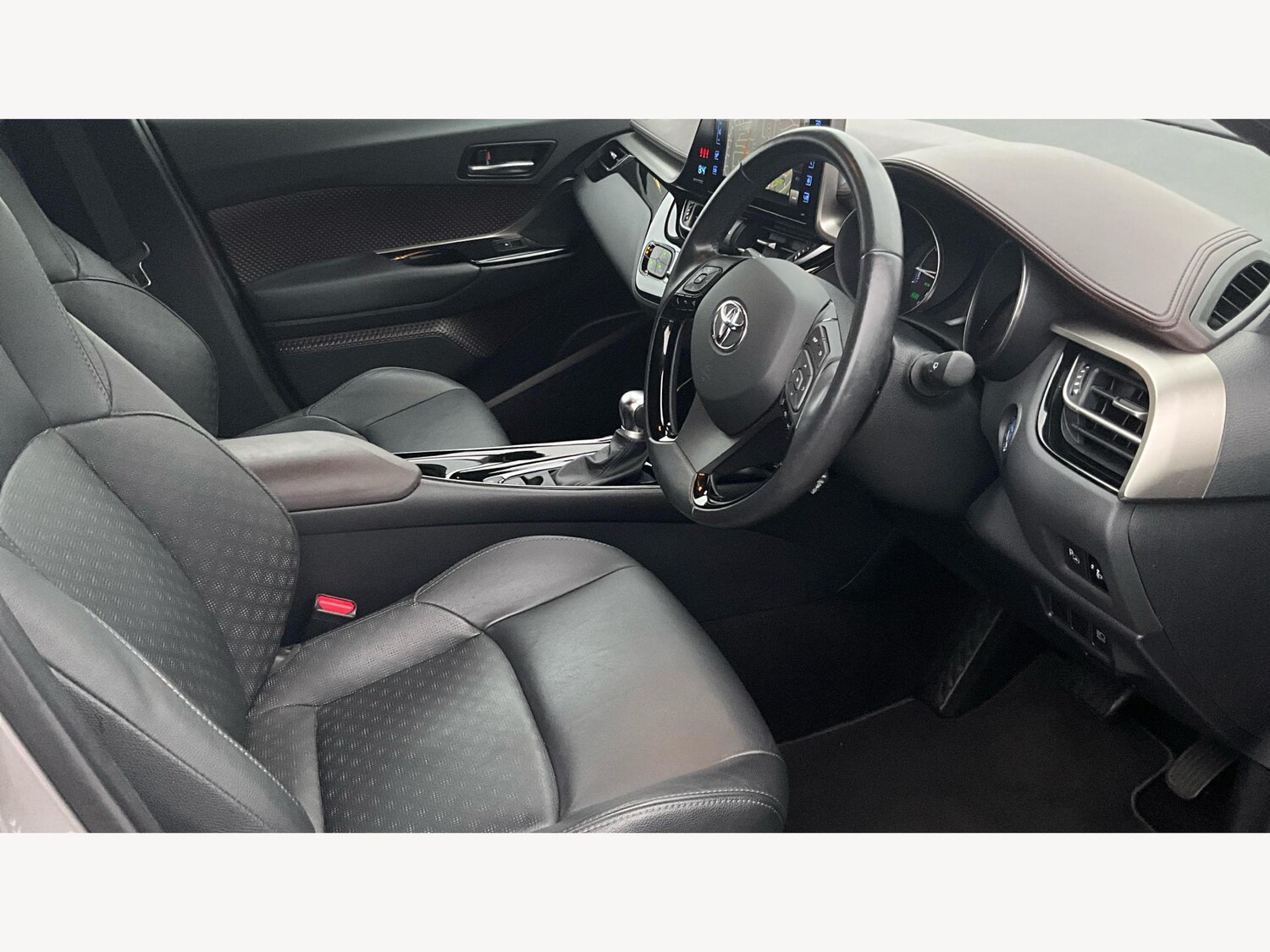 Used Toyota C-HR 2019 for sale - 76361101: Photo 13