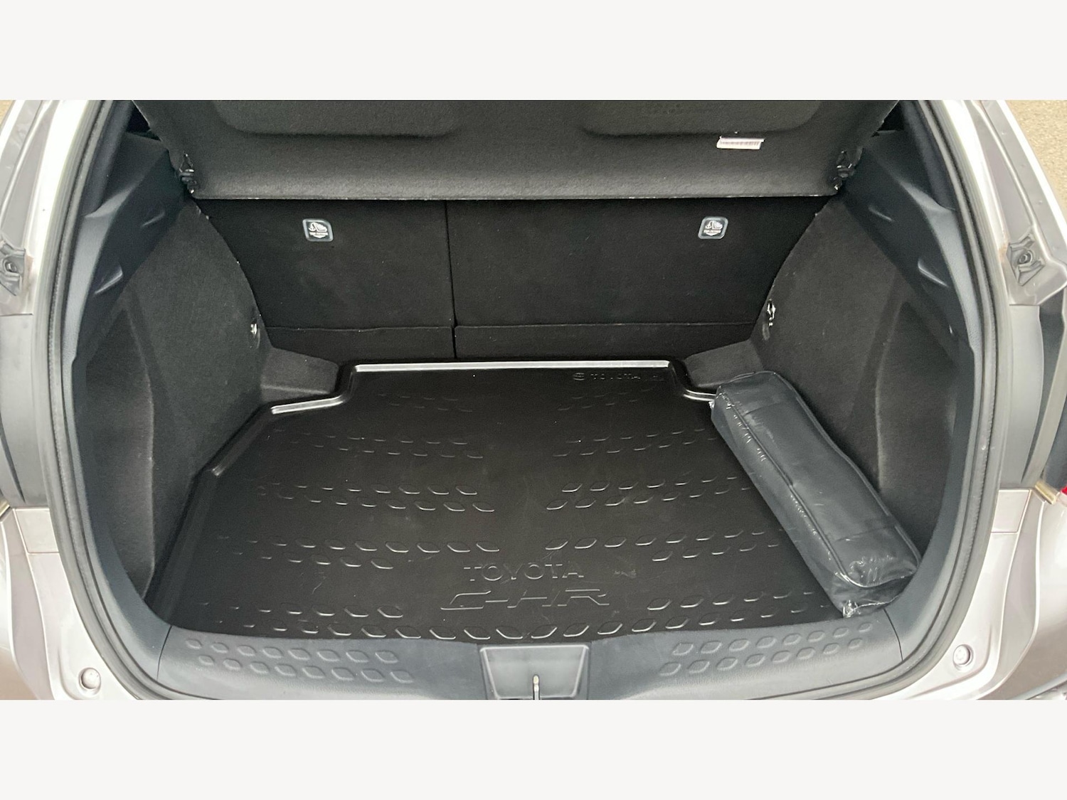 Used Toyota C-HR 2019 for sale - 76361101: Photo 23