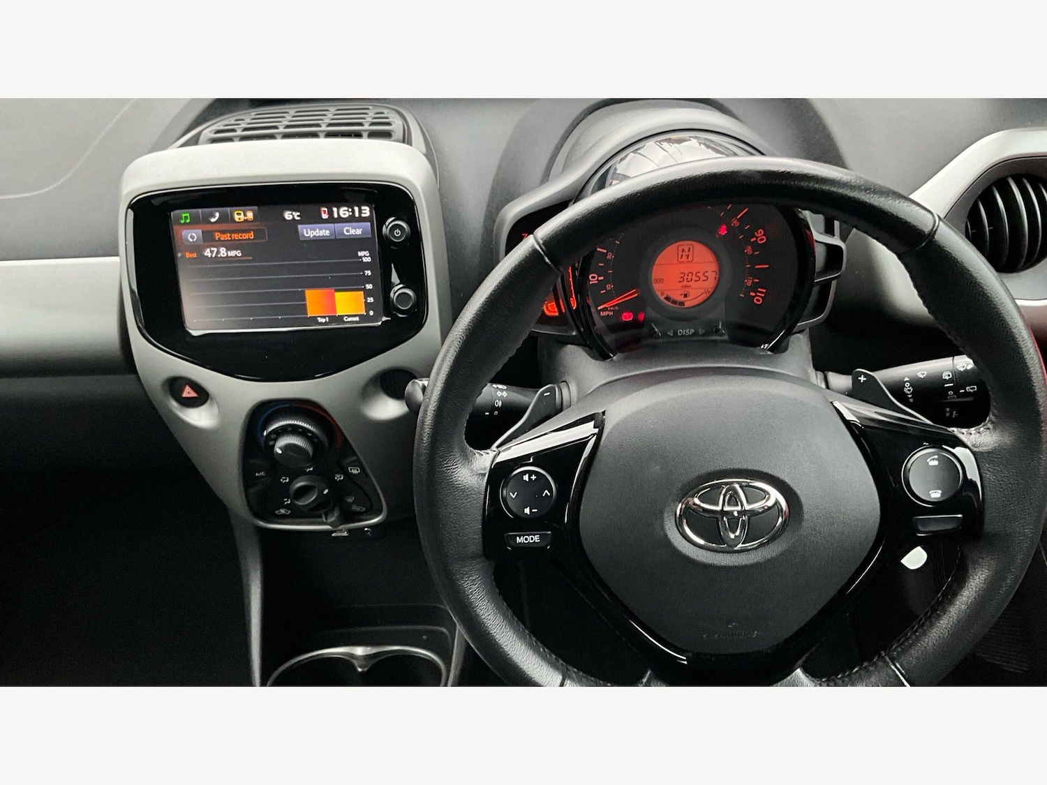 Used Toyota AYGO for sale - 77925302: Photo 7