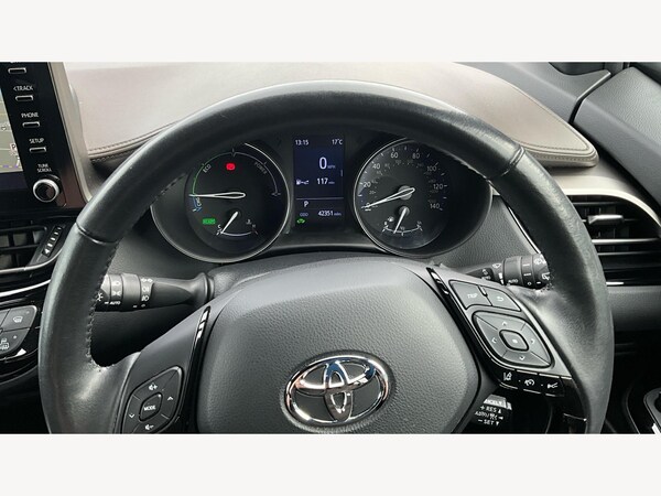 Used Toyota C-HR 2020 for sale - 76227357: Photo 11