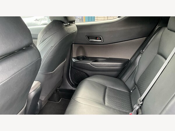 Used Toyota C-HR 2020 for sale - 76227357: Photo 15