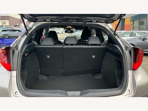Used Toyota C-HR 2020 for sale - 76227357: Photo 16