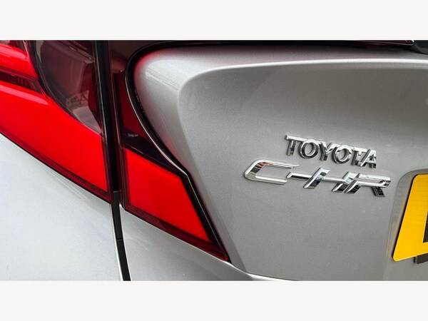 Used Toyota C-HR 2020 for sale - 76227357: Photo 27