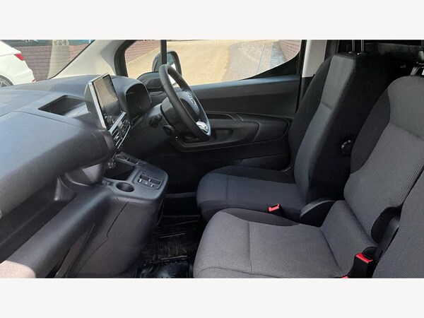 Used Toyota ProAce 2023 for sale - 76259878: Photo 15