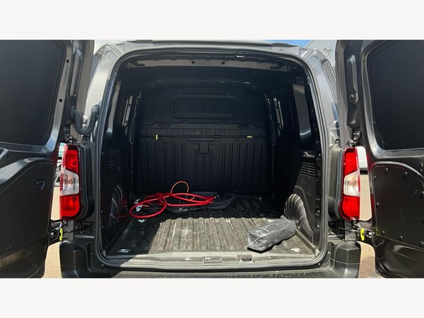 Used Toyota ProAce 2023 for sale - 76259878: Photo 16