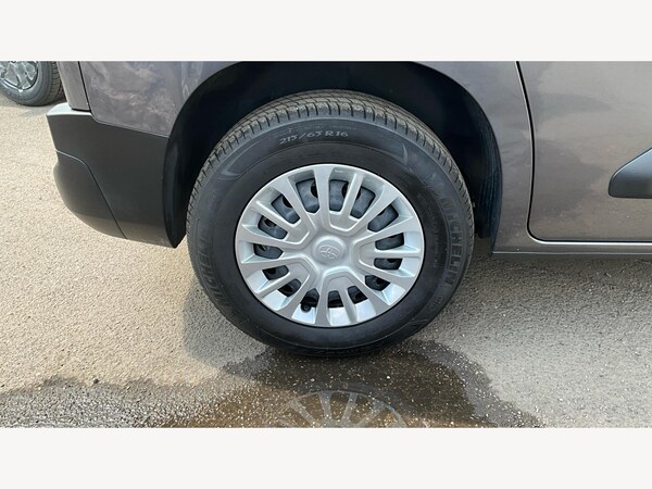 Used Toyota ProAce 2023 for sale - 76259878: Photo 32