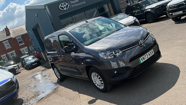 Used Toyota ProAce 2023 for sale - 76259878: Photo 41