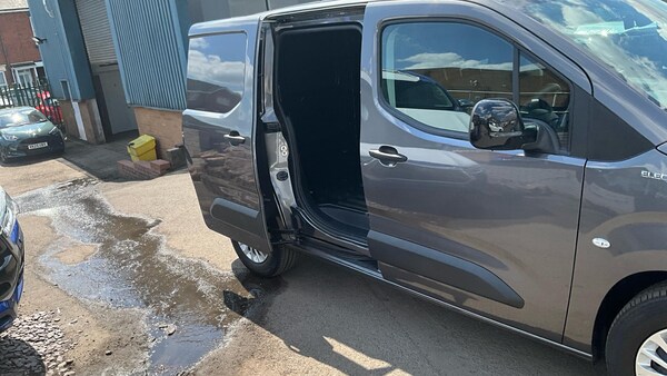 Used Toyota ProAce 2023 for sale - 76259878: Photo 43
