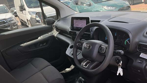 Used Toyota ProAce 2023 for sale - 76259878: Photo 48