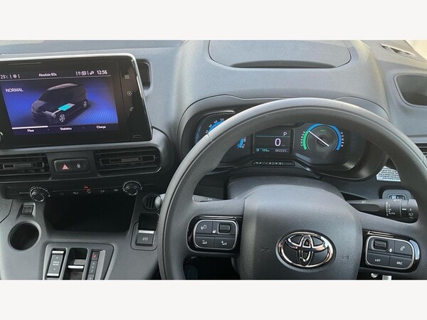 Used Toyota ProAce 2023 for sale - 76259878: Photo 7