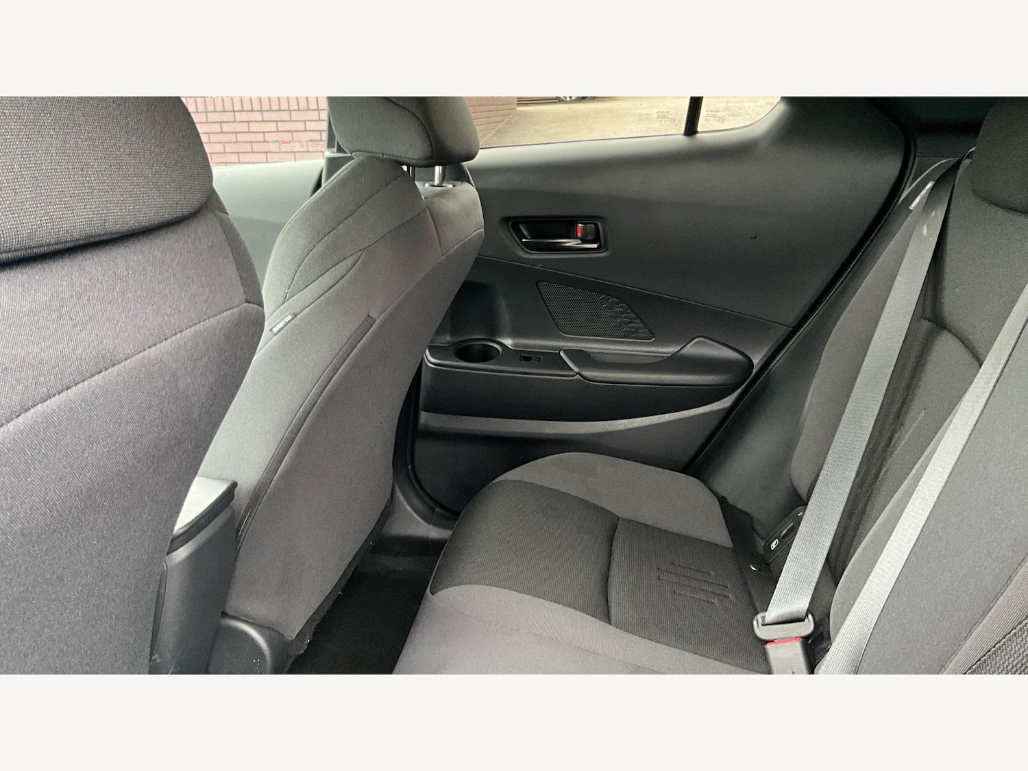 Used Toyota C-HR 2024 for sale - 76634282: Photo 15