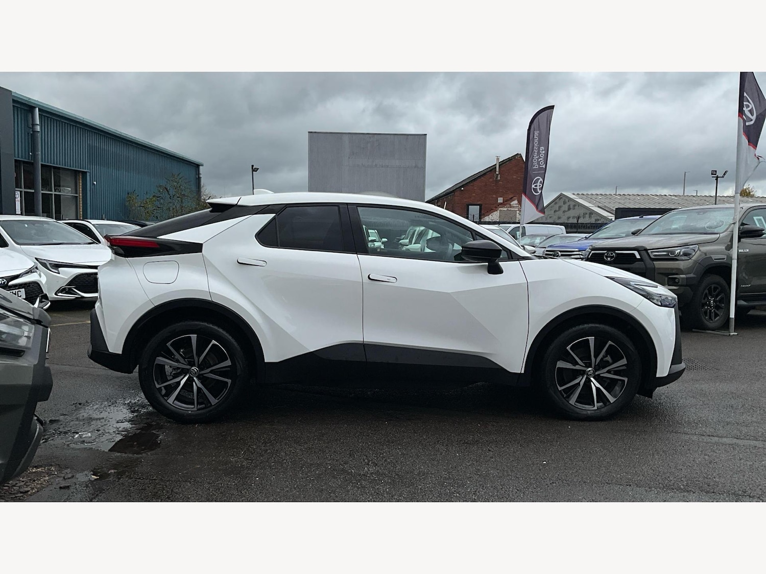 Used Toyota C-HR 2024 for sale - 76634282: Photo 18