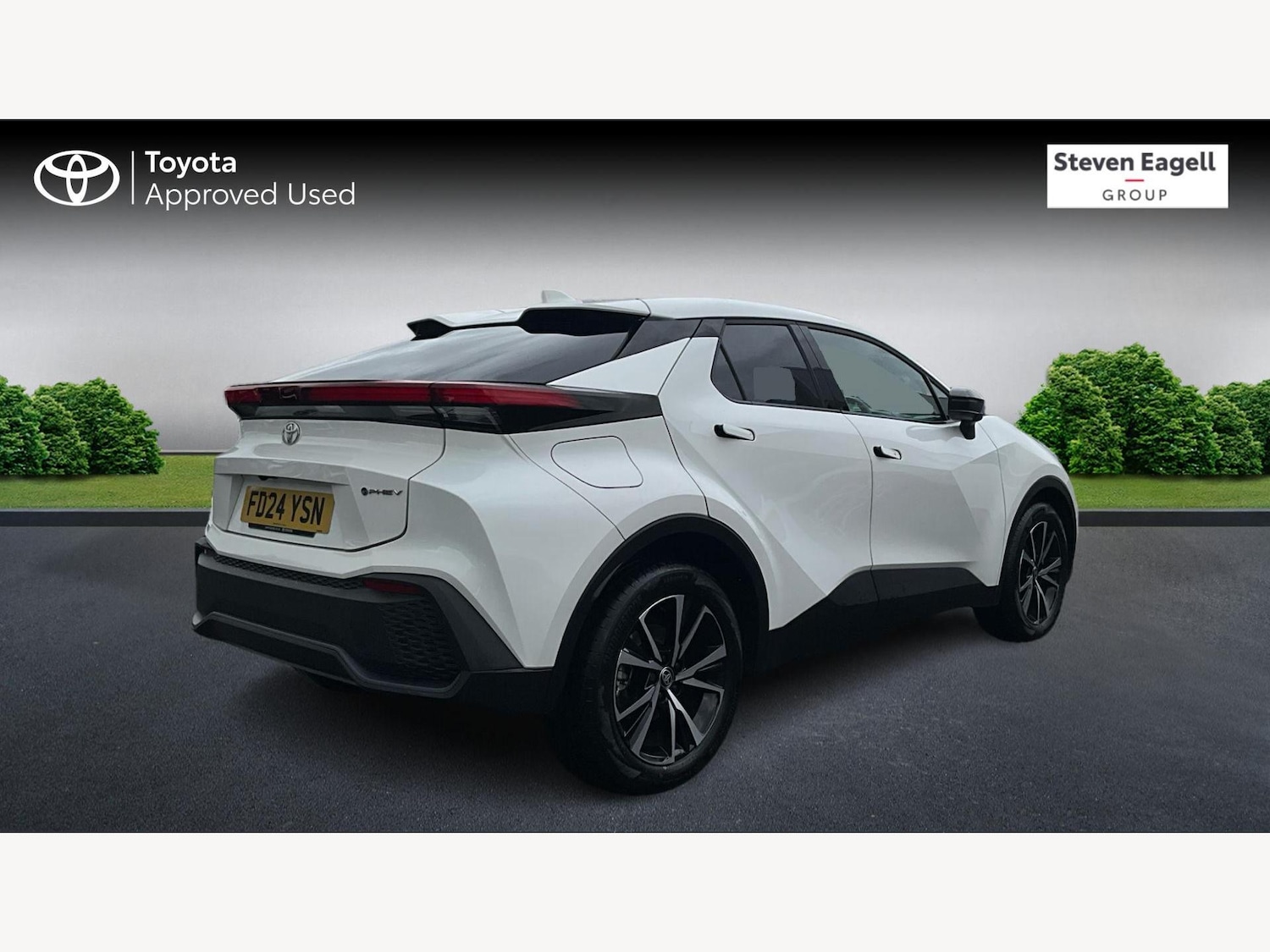 Used Toyota C-HR 2024 for sale - 76634282: Photo 2