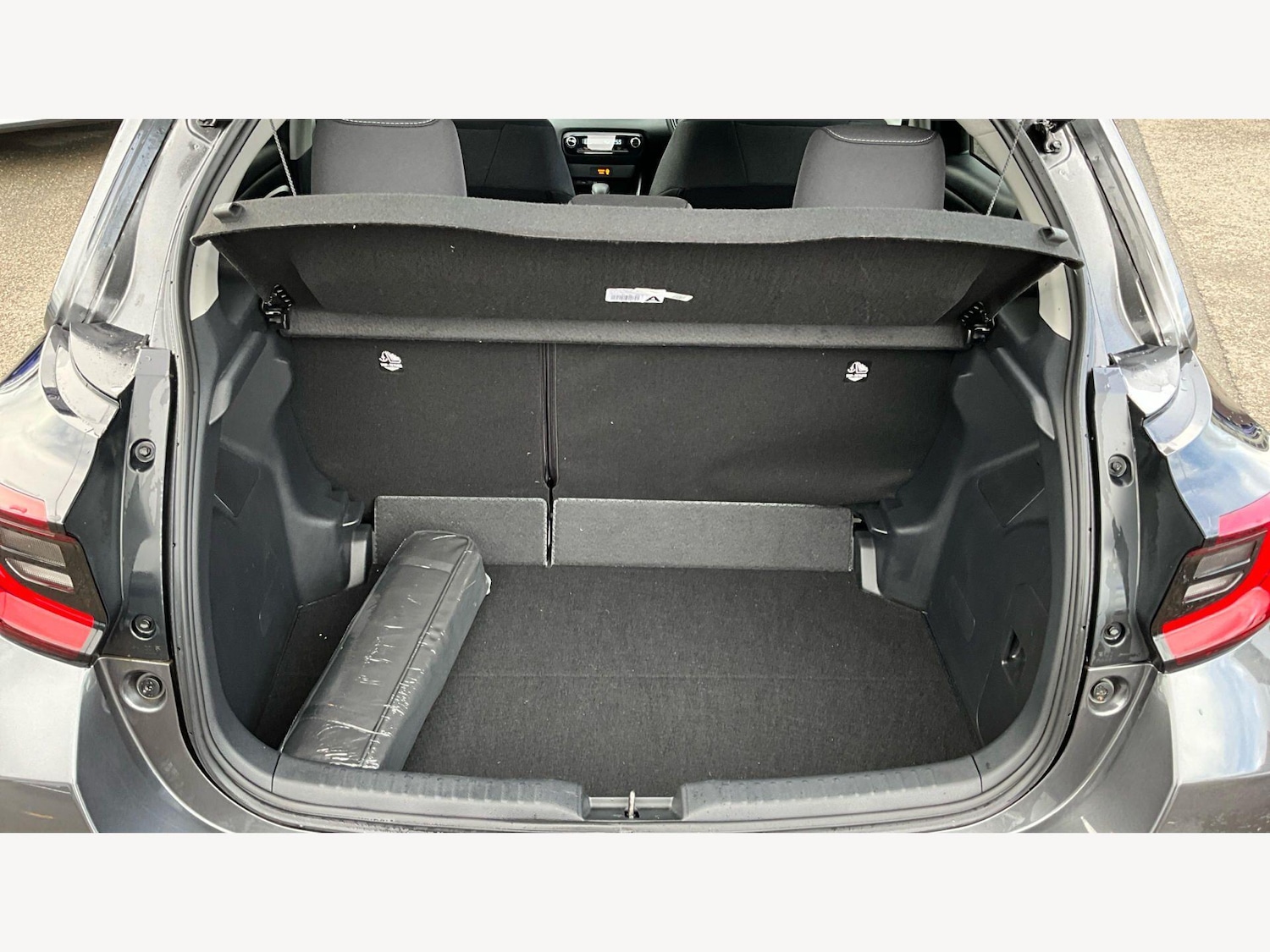 Used Toyota Yaris for sale - 77704850: Photo 23