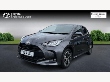 Used Toyota Yaris 2024 for sale - 77704850: Photo