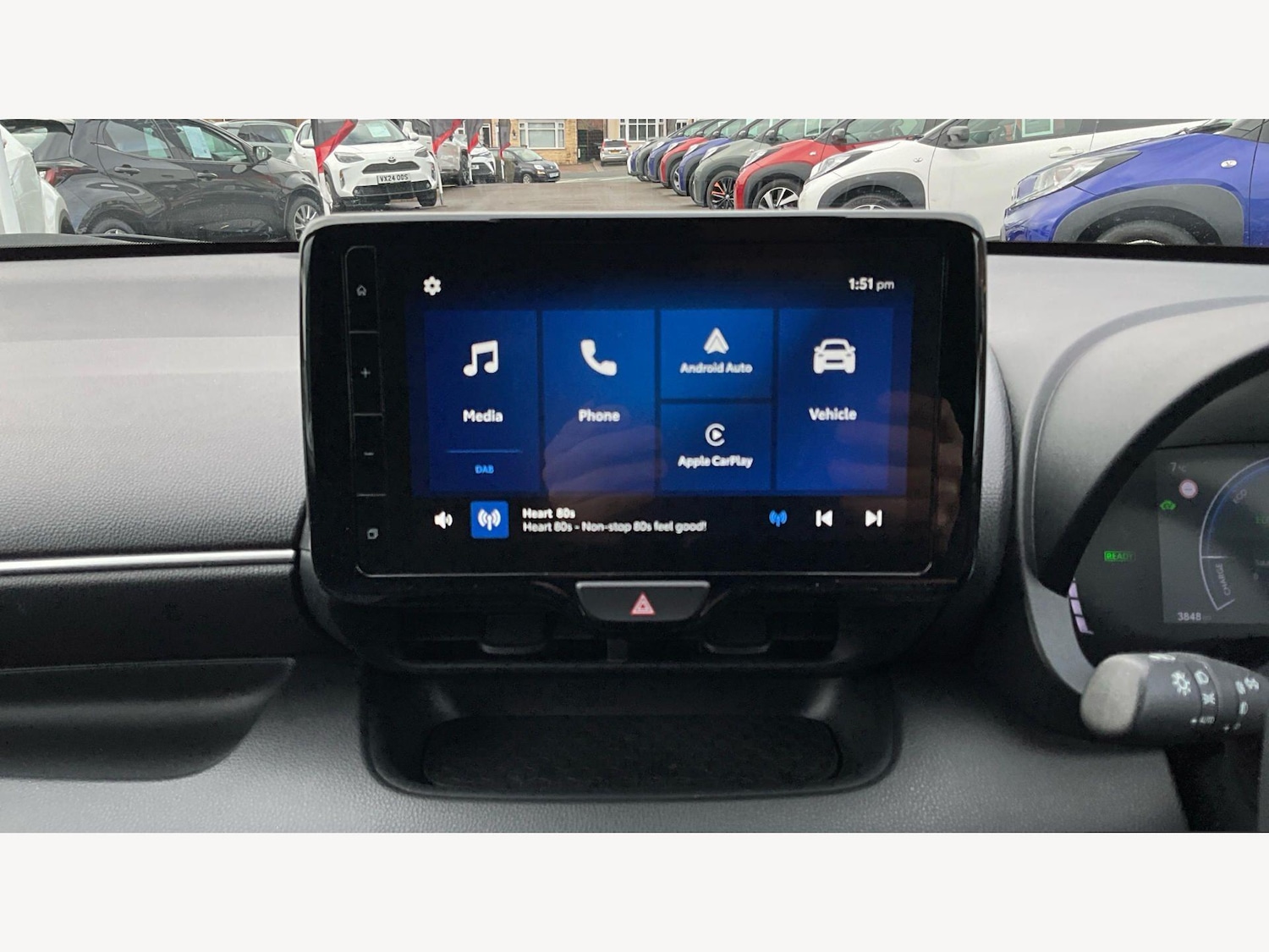 Used Toyota Yaris for sale - 77704850: Photo 9