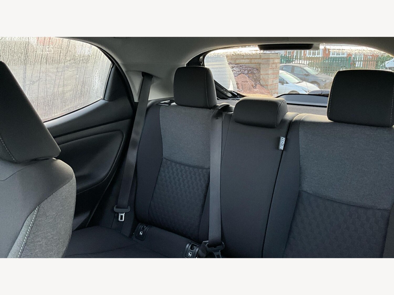 Used Toyota Yaris for sale - 77994417: Photo 25