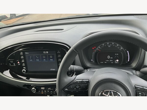 Used Toyota Aygo X 2023 for sale - 76326017: Photo 10