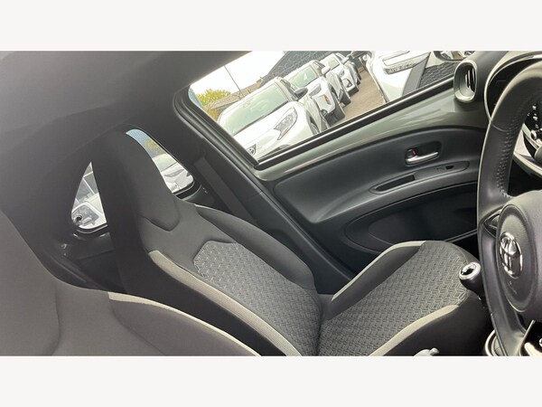 Used Toyota Aygo X 2023 for sale - 76326017: Photo 24