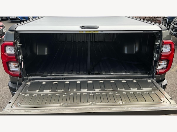 Used Toyota Hilux 2023 for sale - 75214764: Photo 16