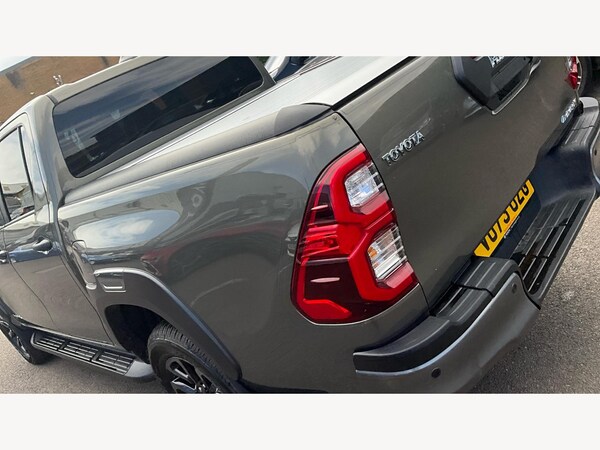 Used Toyota Hilux 2023 for sale - 75214764: Photo 38