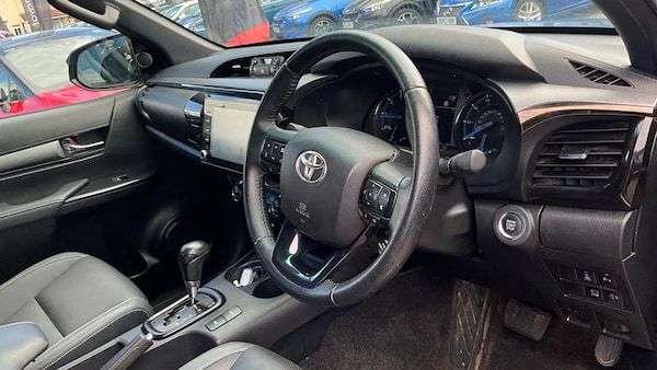 Used Toyota Hilux 2023 for sale - 75214764: Photo 46