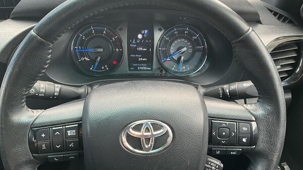 Used Toyota Hilux 2023 for sale - 75214764: Photo 69