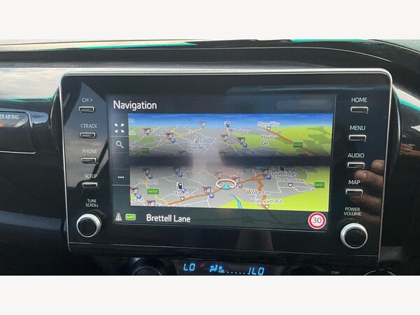 Used Toyota Hilux 2023 for sale - 75214764: Photo 9