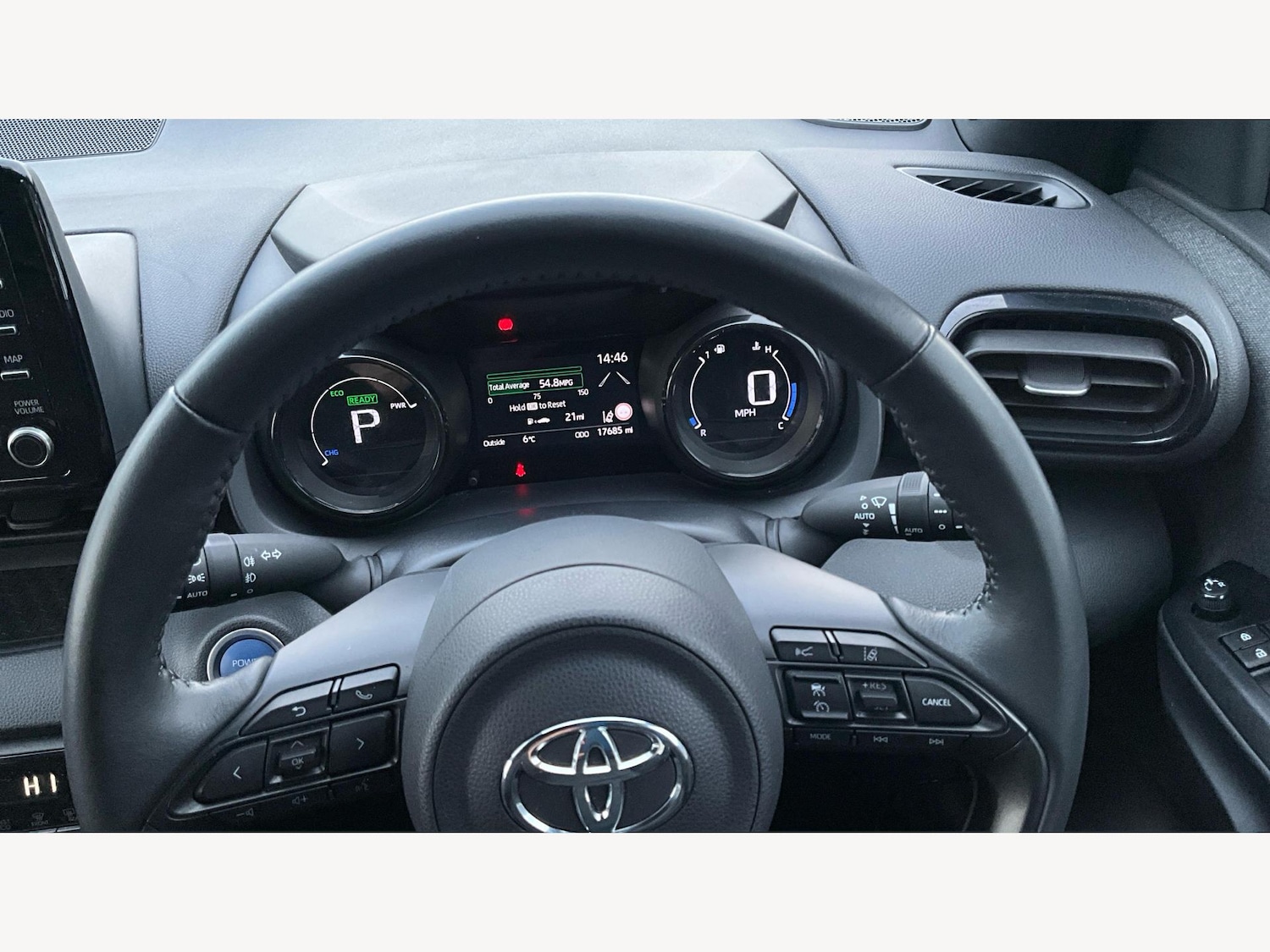 Used Toyota Yaris 2022 for sale - 77344695: Photo 11