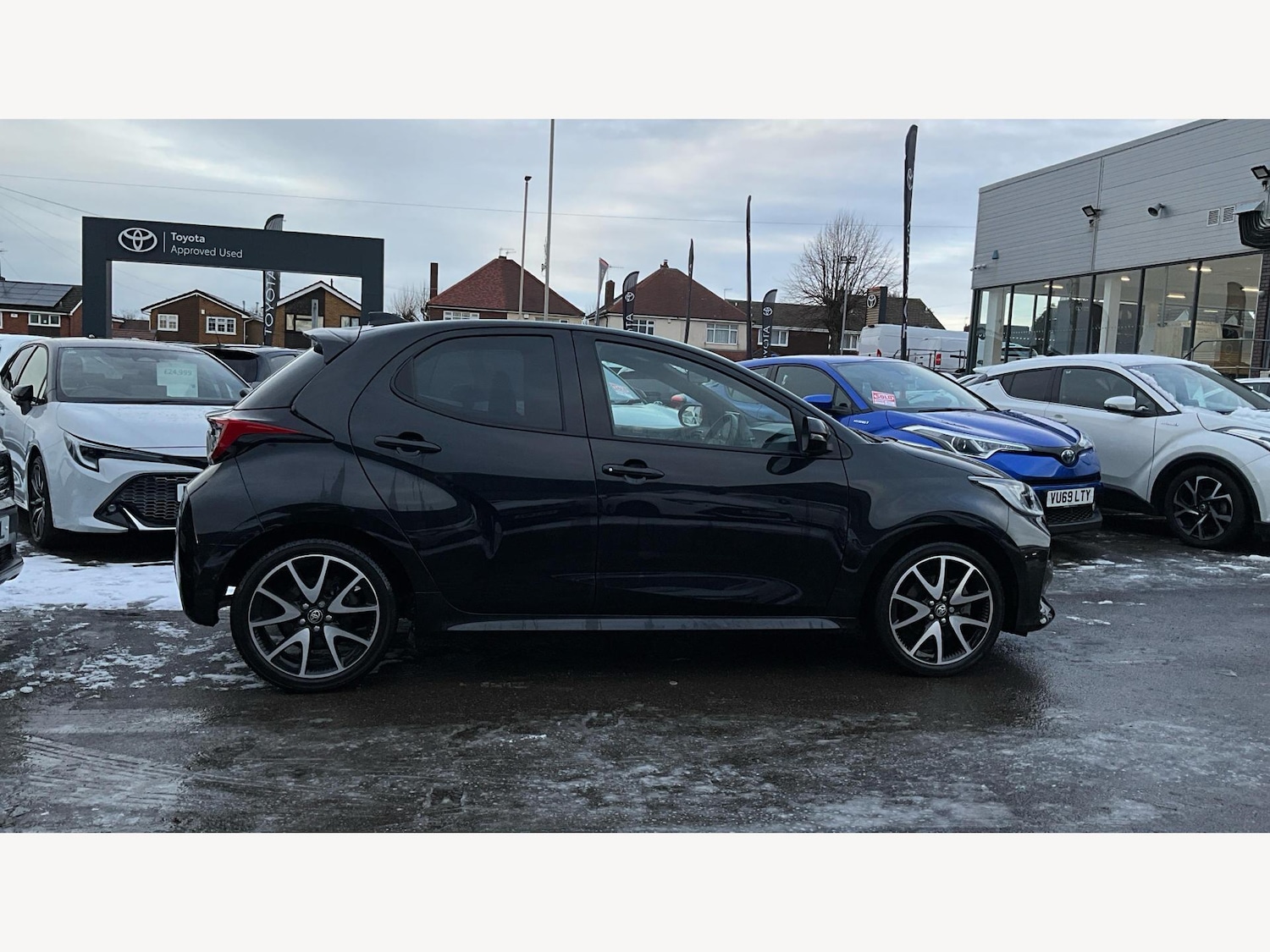 Used Toyota Yaris 2022 for sale - 77344695: Photo 18