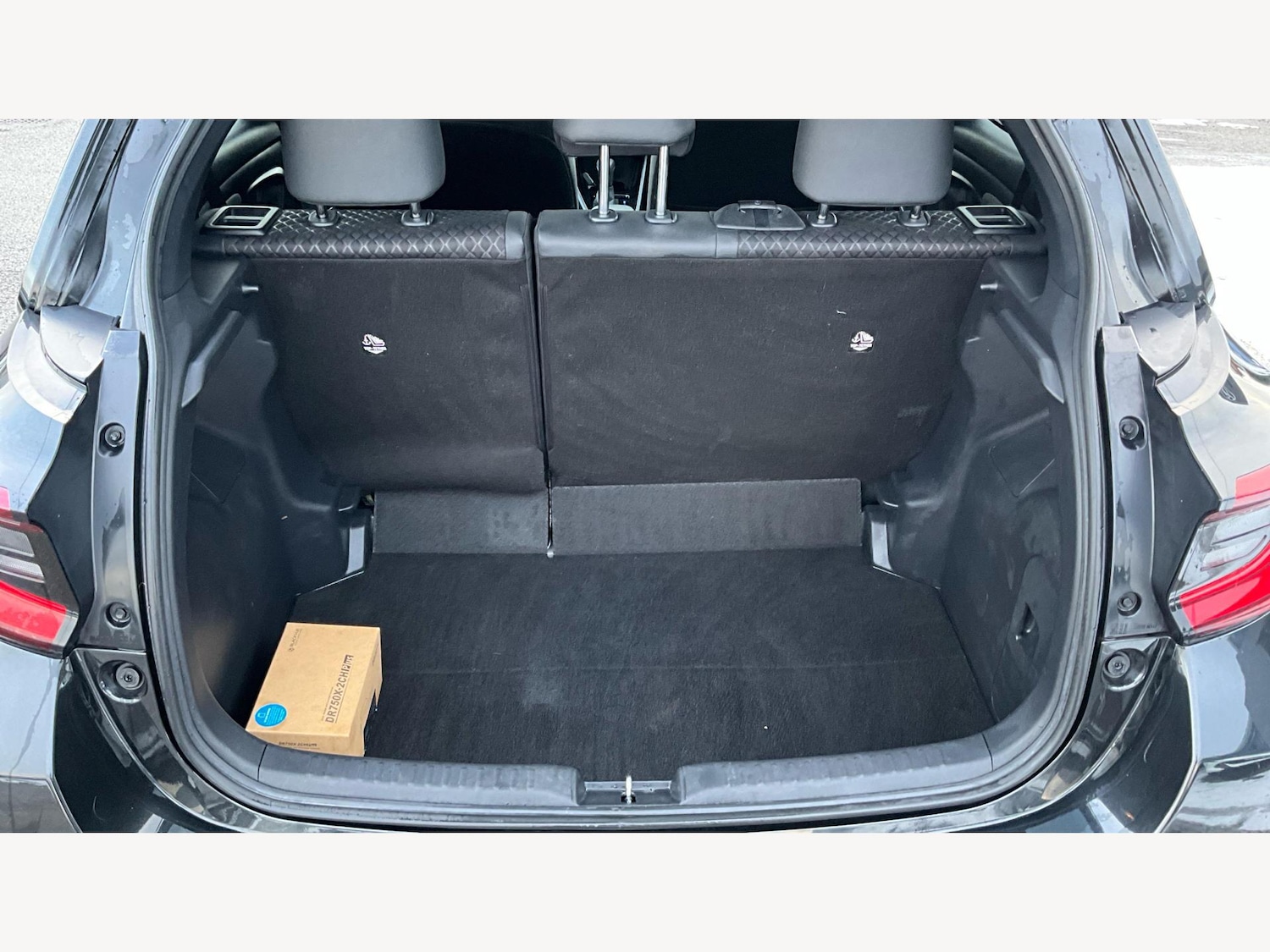 Used Toyota Yaris 2022 for sale - 77344695: Photo 23