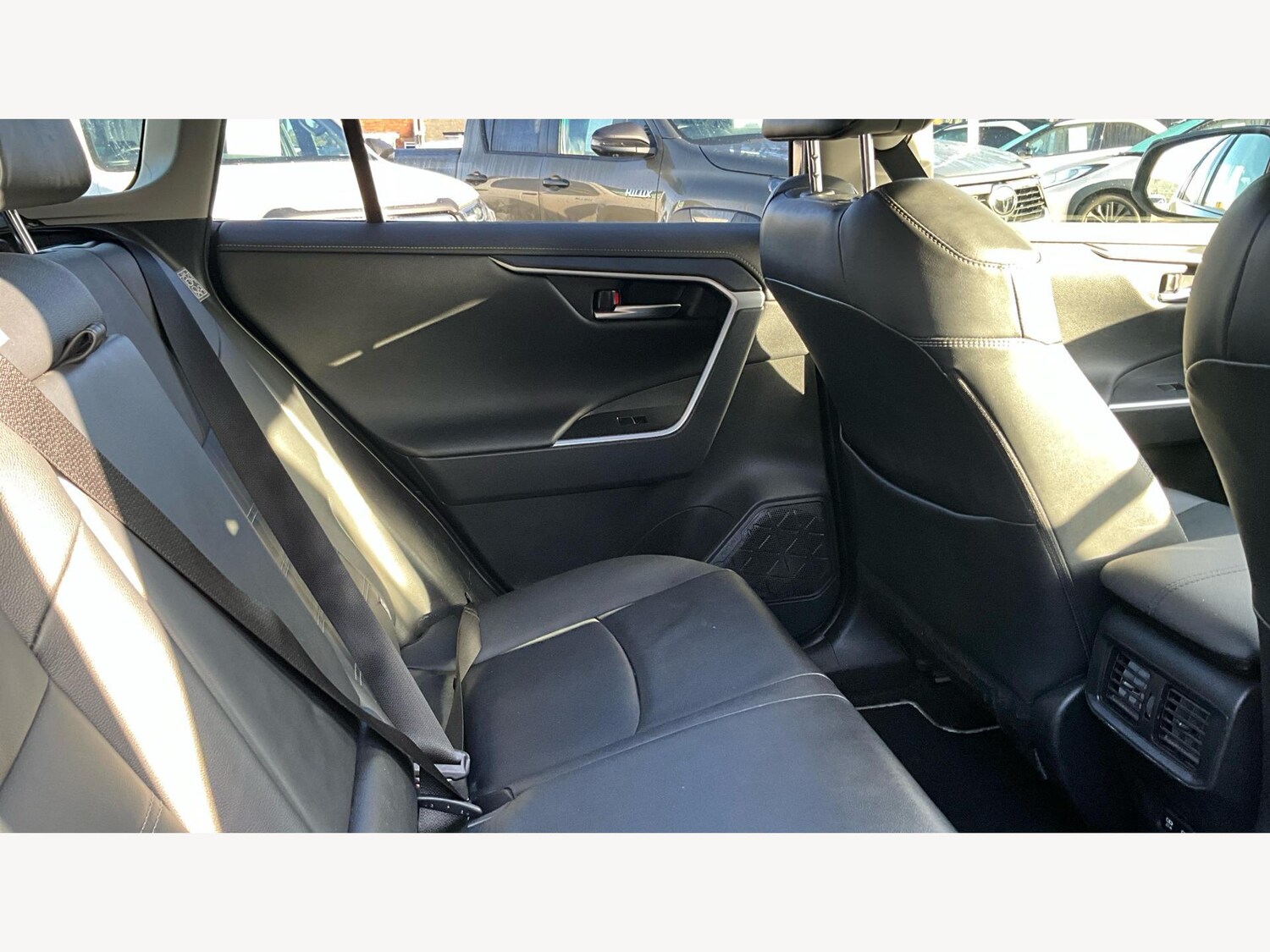 Used Toyota RAV4 2020 for sale - 75927470: Photo 14